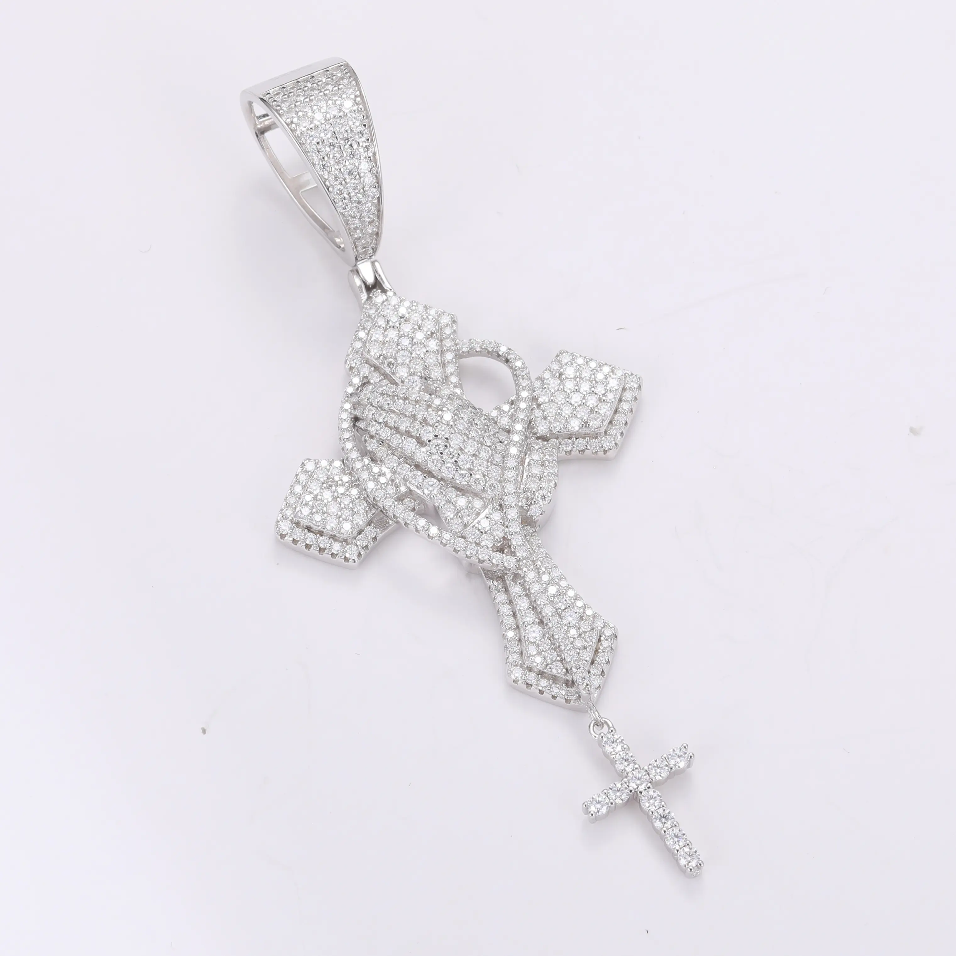 【P277 Livestream】UCCIYO Hip Hop Bling D Color Synthetic Moissanite Iced Out Praying Hands Cross Necklaces & Pendants For Men Jewelry 925 Sterling Silver Gift