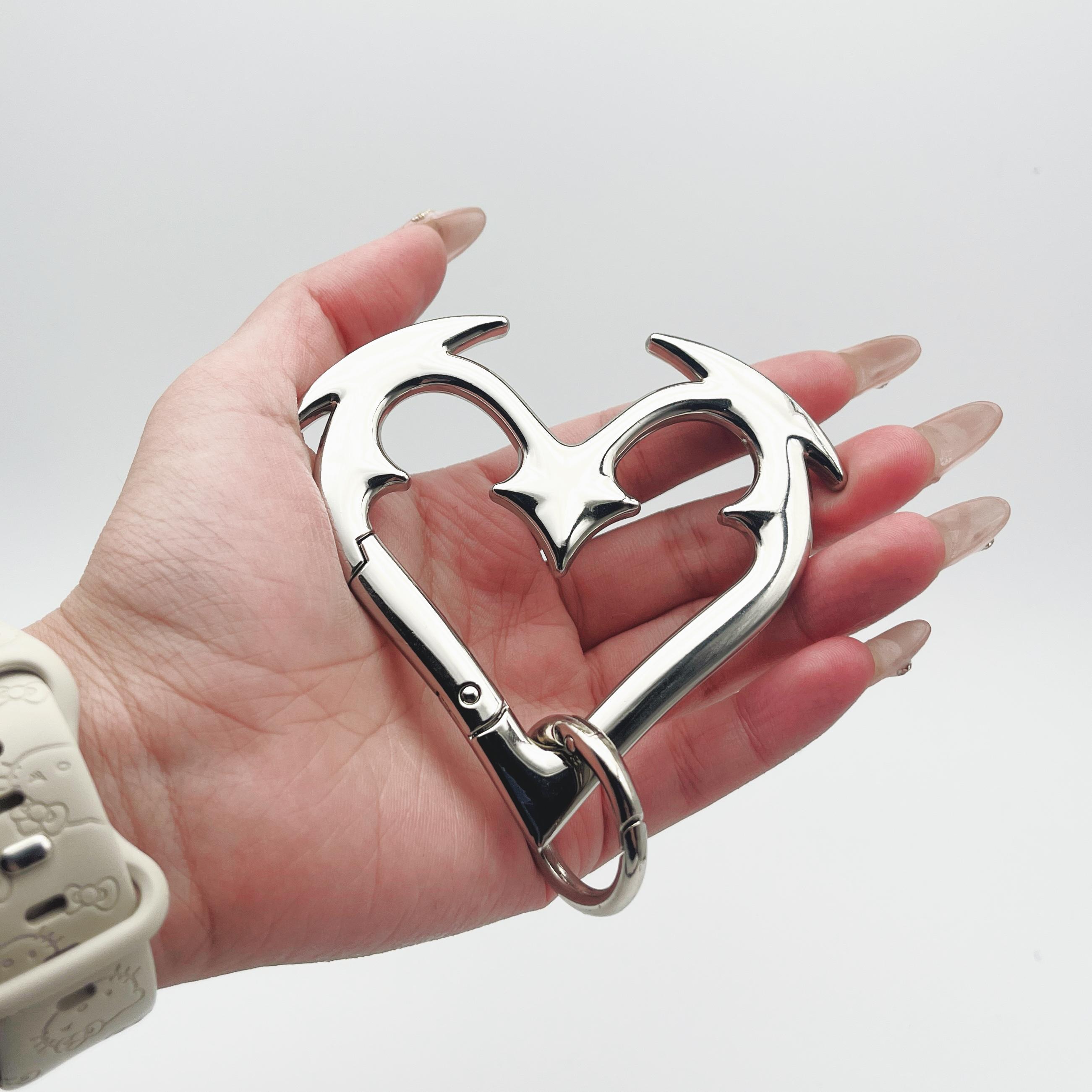 Heartbreaker Carabiner Gothic Heart-Shaped Metal Keychain Heavy Duty Bold Design Zinc Alloy Perfect for Keys Bags Statement Fashion Accessories