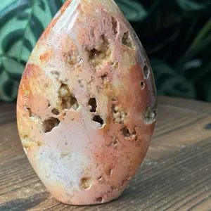 Indonesian Carnelian Agate Freeform with Druzy – Natural Agate Crystal Display