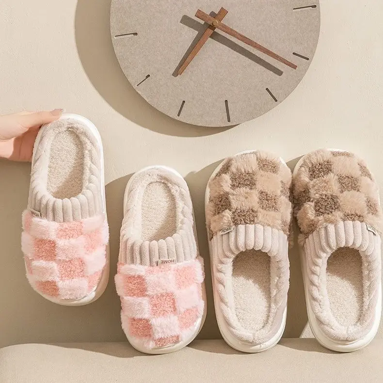Checkered Slipper House Slippers for Women Men Plush Warm Fuzzy Slippers Flyffy Bedroom Shoes Indoor Slip On