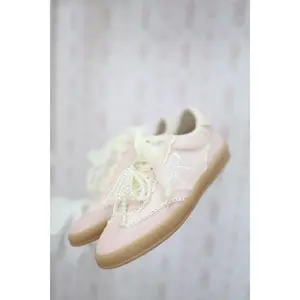 Brooklyn Bow Embroidered Sneakers - Pink Brooklyn Bow Embroidered Sneakers - Pink