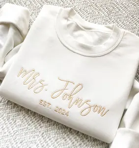 Custom Embroidered Crewneck Sweatshirt, Personalized Mrs Sweatshirt, Embroidered Mrs Sweatshirt, New Mrs Crewneck sweatshirt, Bride to be gift, Bridal Sweatshirt