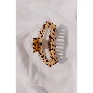 Open Large Hair Claw Clip in Blonde Tortoiseshell