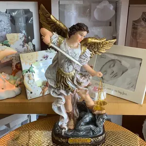 San Miguel Arcángel blanco y dorado  12” - 6413-12