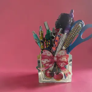 Pen Holder