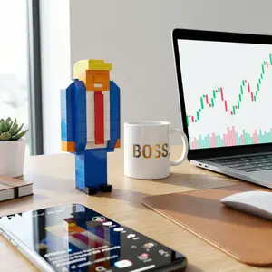 Trump Plastic Building Block Figure - DIY 3D Brick Puzzle Toy | Iconic Desktop Ornament & MAGA Collectible | Creative Birthday Gift for Supporters | Fun Trend Decoration for Home & Office