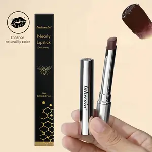 Black Honey Lip Balm, rich in Vitamin E and honey, moisturizes and hydrates, leaving lips smooth and supple, enhancing natural lip color for a captivating look. Gift Lakerain