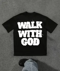 Camiseta de hombre talla grande con gráfico "Camina con Dios" 100% algodón, ropa de fe inspiradora con texto desgastado, cómoda y casual