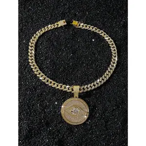 1pc Male Full Diamond Cuban Link Collarbone Necklace, Classic Hip Hop Style Demon Eye Round Pendant, Gold Clasp Stackable Fashion Jewelry, Miami-Italy-Mexico Trendy Birthday Gift