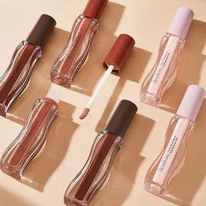 3-piece lip gloss set, glass-like lips ceiling, moisturizing without being sticky, long-lasting for 24 hours, looks good even without makeup