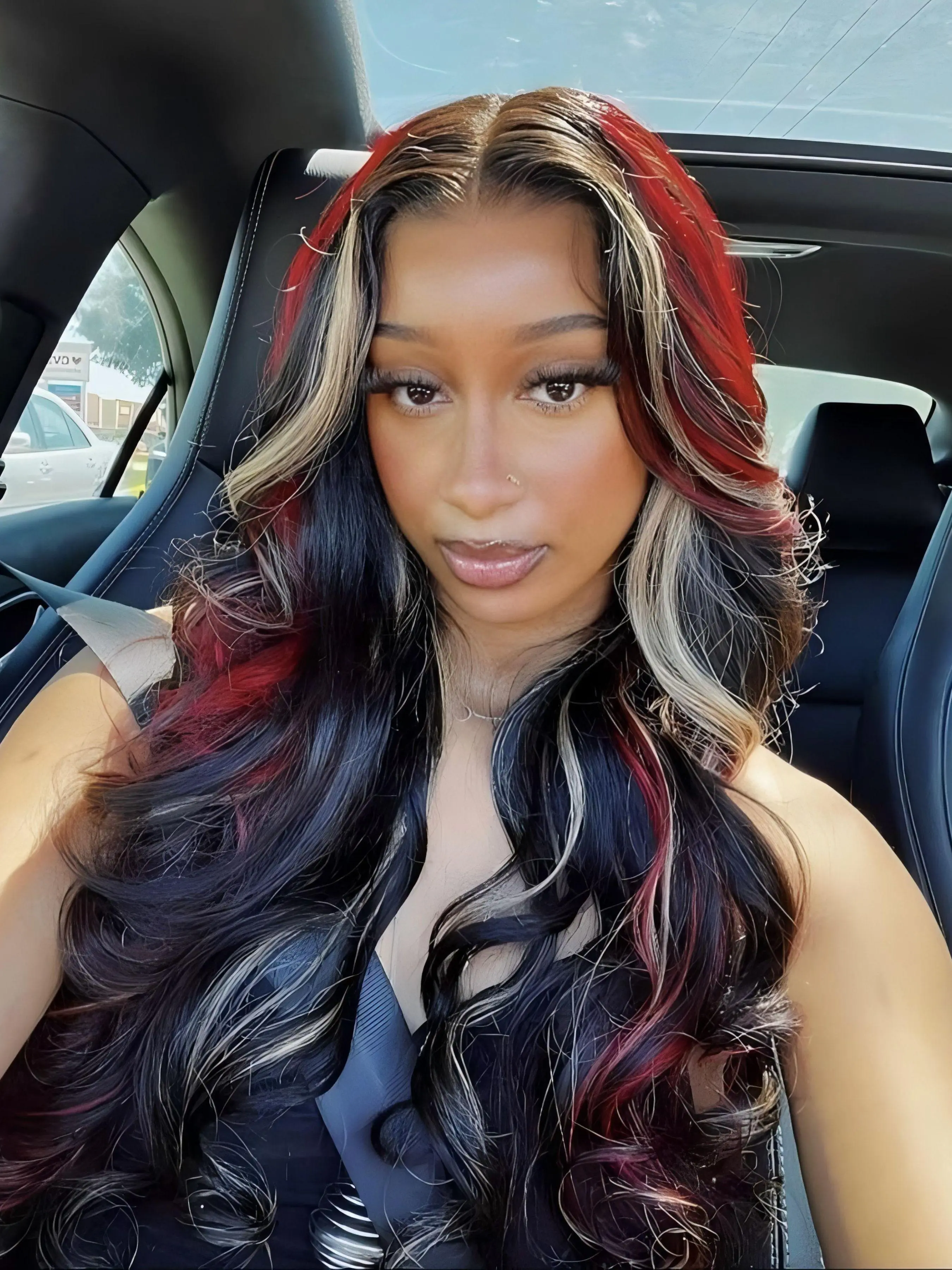 28-Inch Lace Front Wigs for Women, Fluffy Synthetic Wigs without Bangs, Glueless Frontal Wigs for Parties and Daily Use