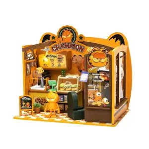Puremind Garfield Café Wooden Building Set
