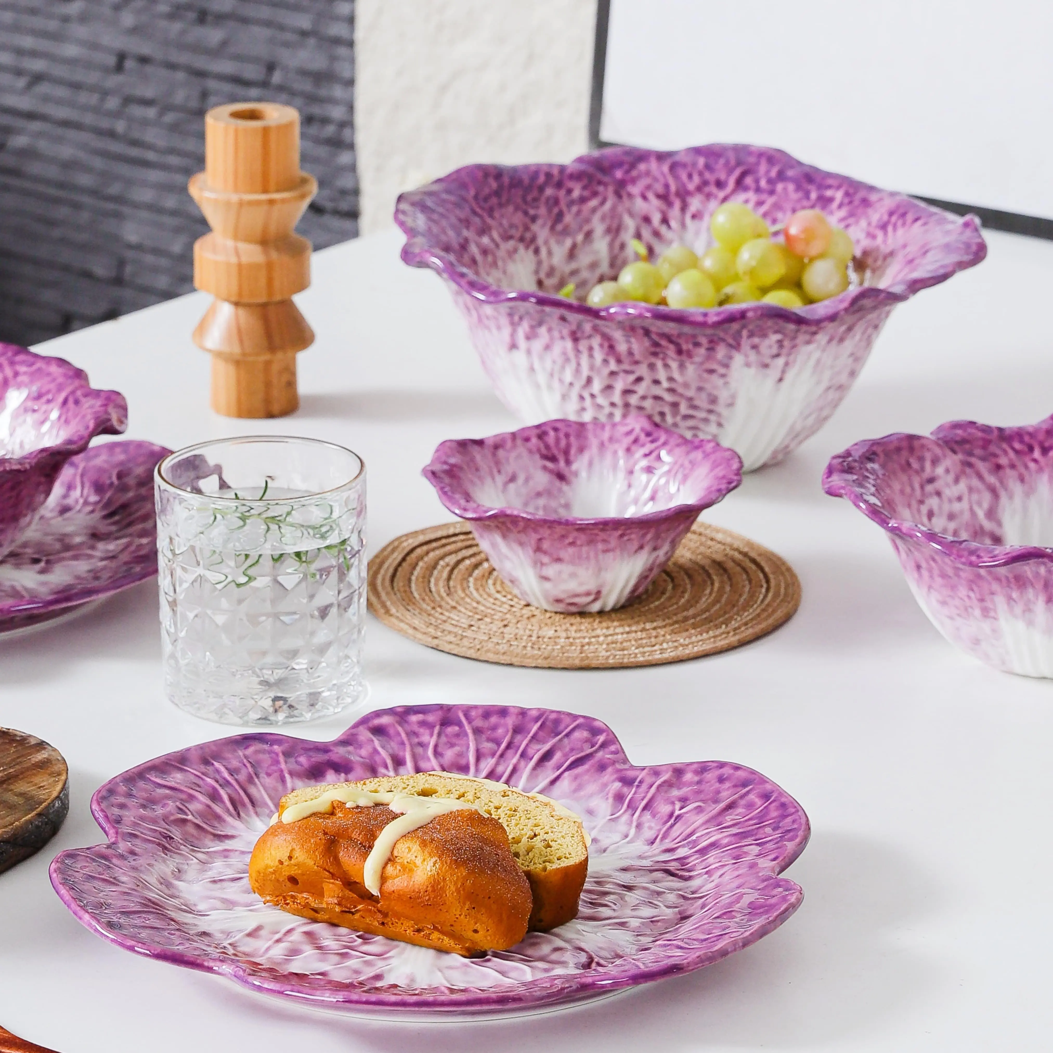 HongDian Purple-White Ceramic Tableware Set - Hand-Painted Purple Cabbage-Shaped Multi-Size Bowls and Plates Set, 5/7.5/10/14in, 200/500/1500ml, 7/17/50oz, SGS-Tested Underglaze Fade-Resistant, Oven-Microwave-Dishwasher-Sterilizer Safe, Party Gift