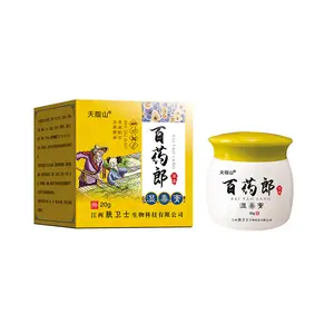 Household multi-purpose cleaning spray, providing long-lasting freshness and gentle care.