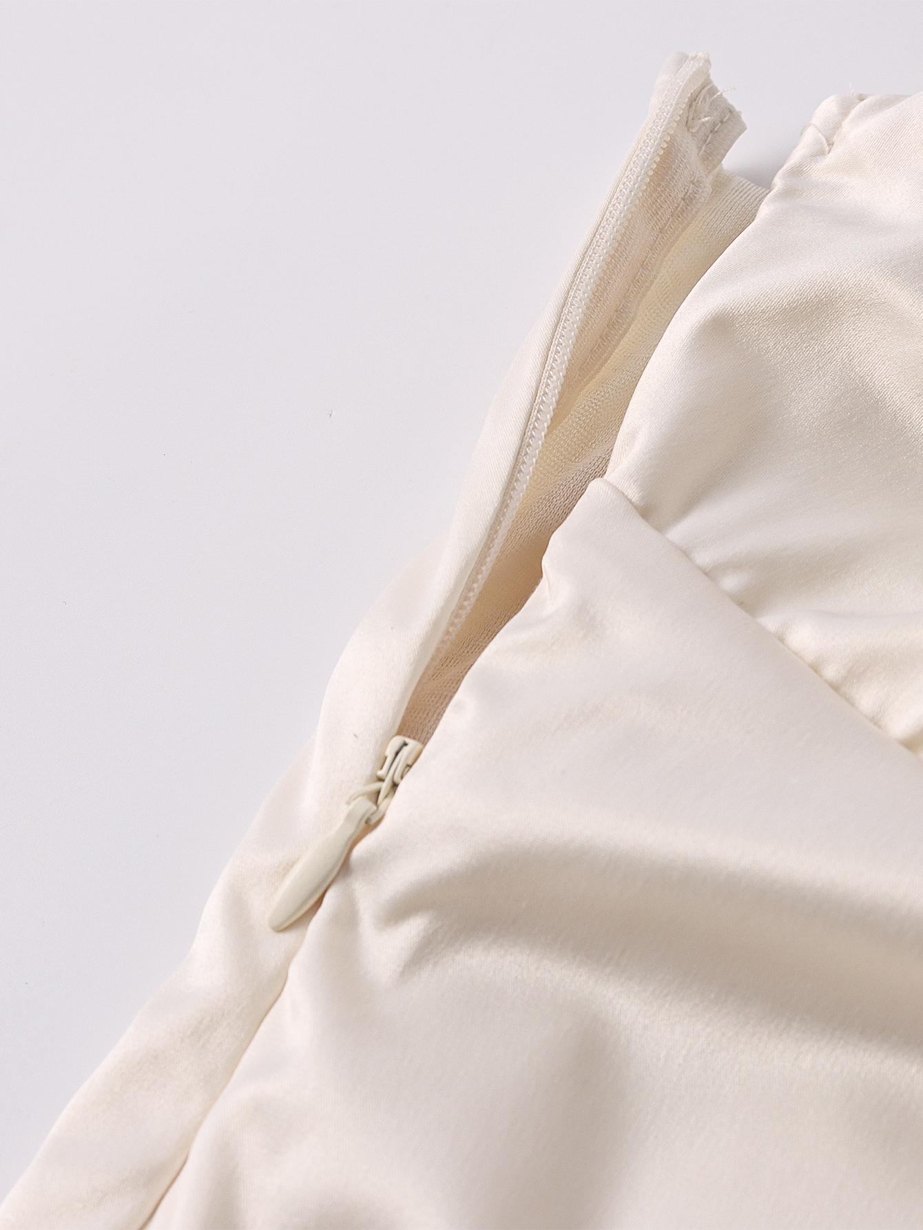 Off-neck Backless Ruched Bodycon Satin Dress,a Bodycon Long Dress Makes an Elegant and Stylish Prom Outfit Choice Off-neck Backless Ruched Bodycon Satin Dress,a Bodycon Long Dress Makes an Elegant and Stylish Prom Outfit Choice