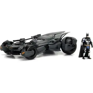 Jada Toys - 1:24 Batmobile - '17 Justice League Batmobile With Batman  [Collectible Figurine/Statue/Bust] Collectible