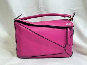 Pre-owned Loewe leather Crossbody Bags Puzzle handbag