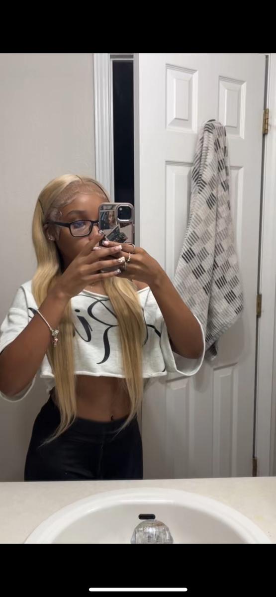 Item: HD 13x6 Lace Front Wig , 30 inch