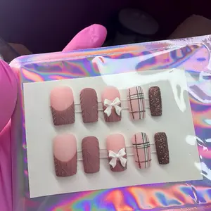 Custom Press-On Nails
