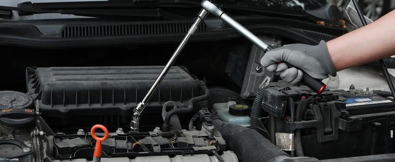 11Pcs 3/8" Drive Spark Plug Socket Set with Click Torque Wrench, Spark Plug Gapper, Universal Joint, Extension Bar, 9/16", 5/8", 3/4", 13/16", 14, 16 and 18mm, CR-V Sockets with Rubber Rings