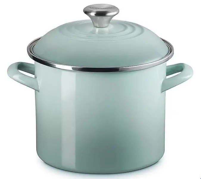 Le Creuset 6 qt. Enamel-on-Steel Stockpot Le Creuset 6 qt. Enamel-on-Steel Stockpot