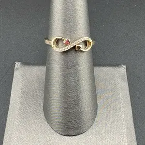 Gold 14k ring size 7 infinity design for everyday wear