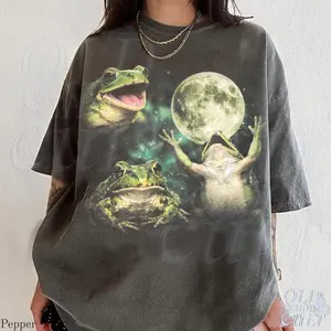 Comfort Colors Frog Moon Vintage Graphic T Shirt, Retro Amphibian Nature Tee, Cottagecore Gift For Him