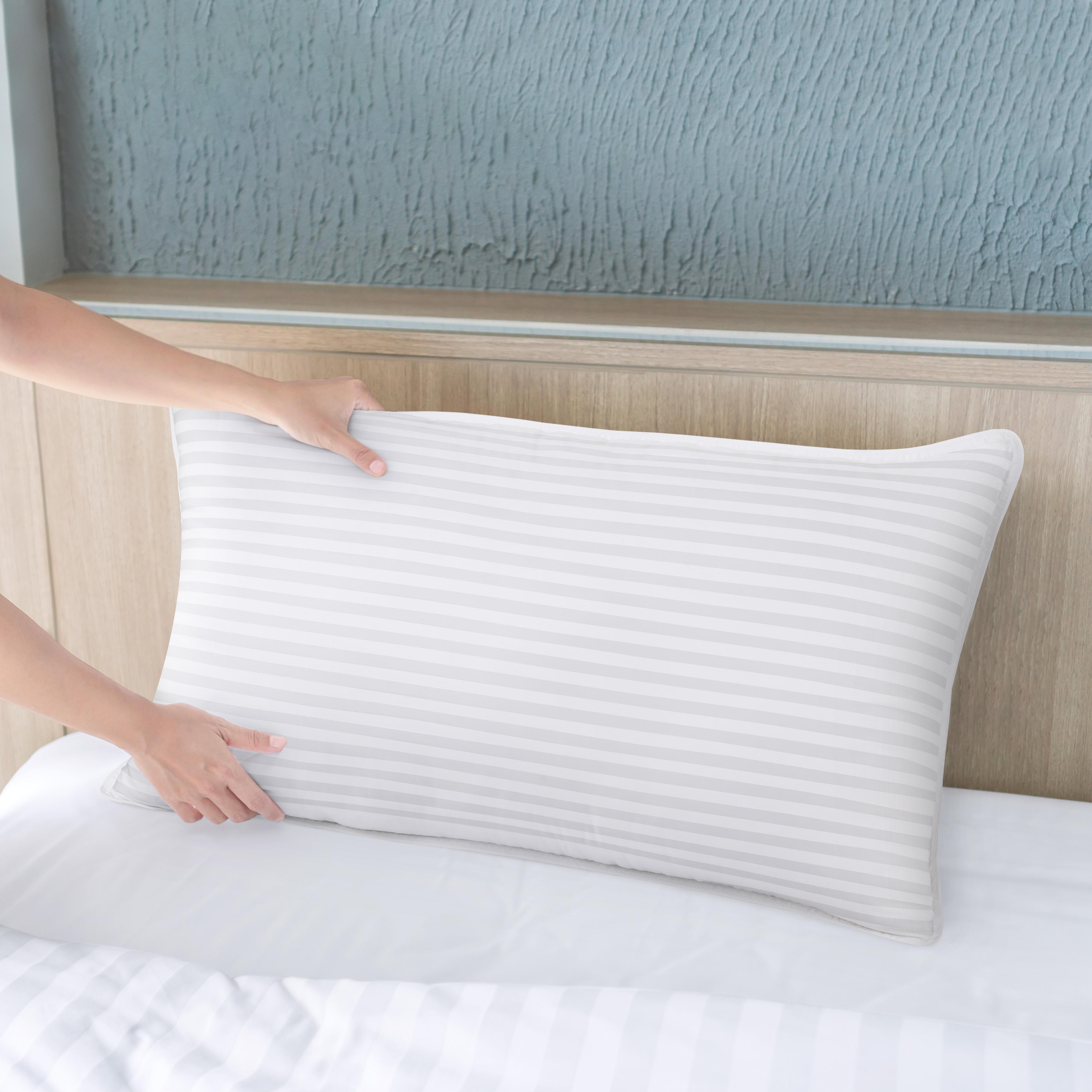 Utopia Bedding White Hotel Pillow Set of 4 -  Pillows for Side Back & Stomach Sleepers - Comfortable 9 Inch Thick Pillows for Ultimate Rest