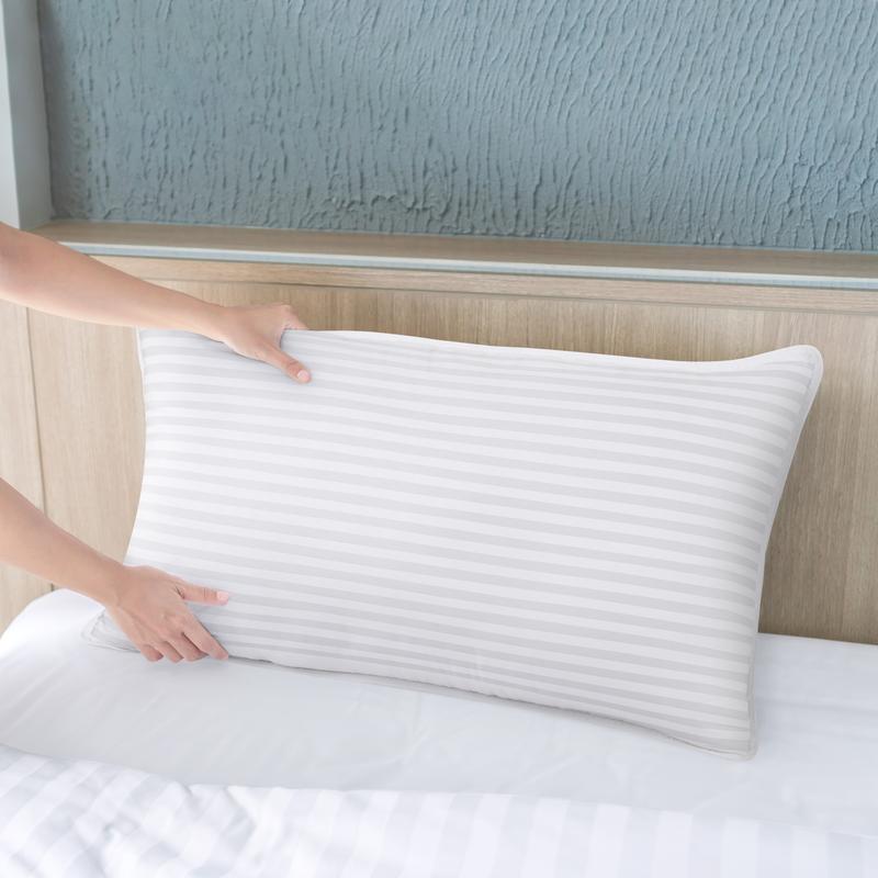 Utopia Bedding White Hotel Pillow Set of 4 - Pillows for Side Back & Stomach Sleepers - Comfortable 9 Inch Thick Pillows for Ultimate Rest Utopia Bedding White Hotel Pillow Set of 4 - Pillows for Side Back & Stomach Sleepers - Comfortable 9 Inch Thick Pillows for Ultimate Rest