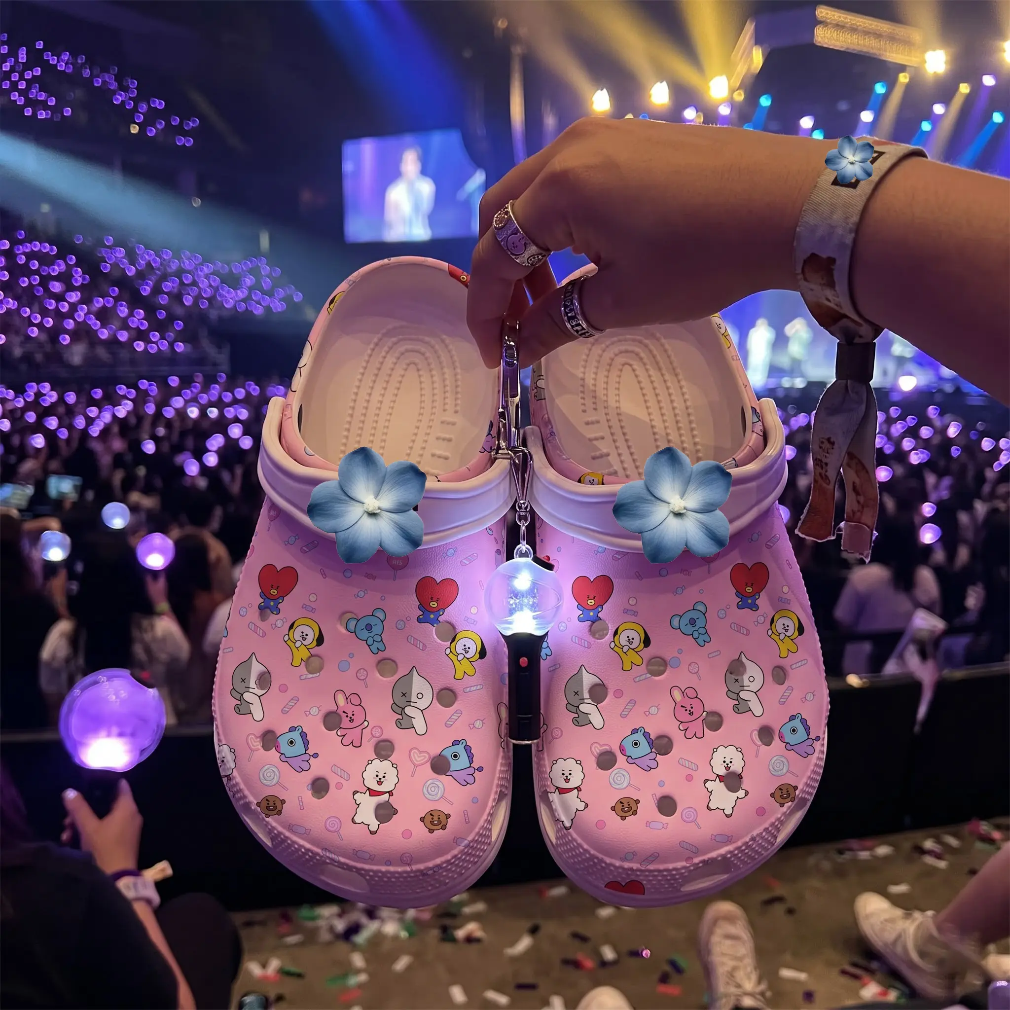 [No Box] Cute Music Inspired Clogs | Pink Cartoon Shoes | Pastel Aesthetic Graphic Clogs | Lightweight Unisex Casual Shoes | Fan Gift