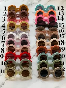 Daisy shaped sunnies