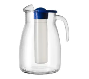 10 Strawberry Street Arctic Pitcher with Ice holder