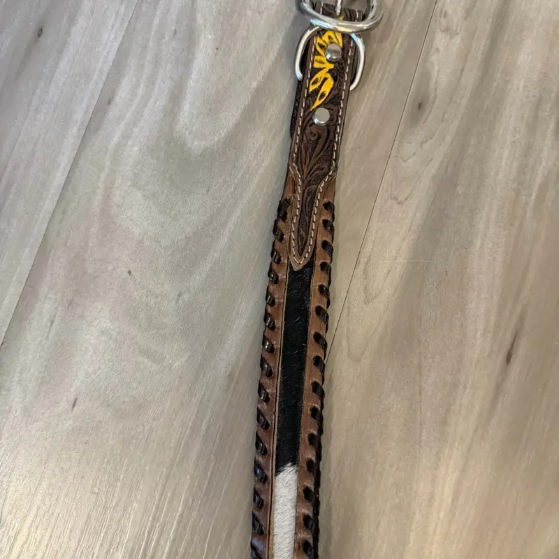 Dog collar with cowhide and tooling medium size