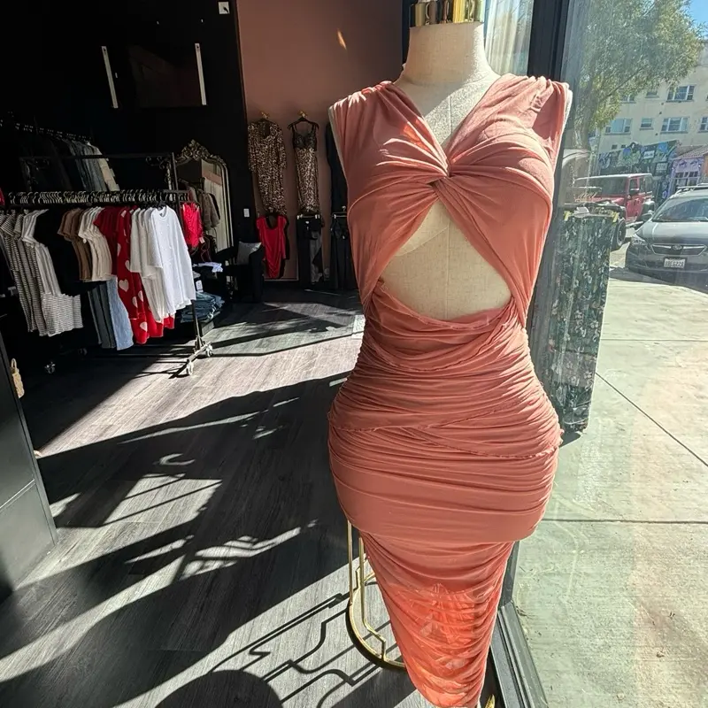 Peachy Dress - Casual Women's Dress with Smocked Bodice and Ruched Skirt in Peach Color - Womenswear Party Formal