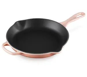 Le Creuset 10.25" Signature Iron Handle Skillet