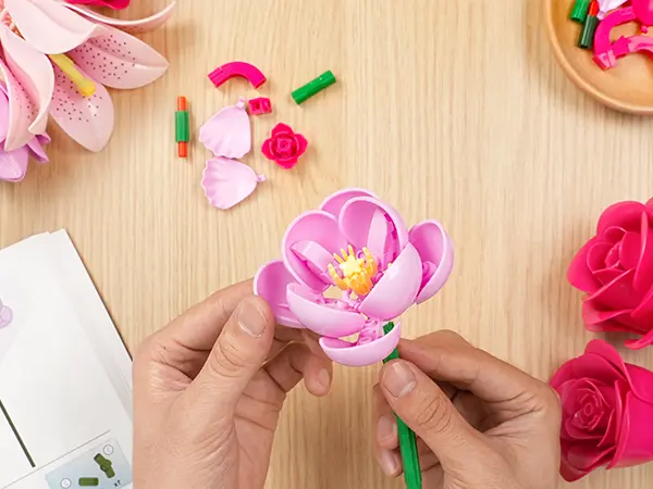 NAYIHOOP Flowers Bouquet Building Sets Red Rose Botanical With Vase For Adults Girls Compatible With Lego - View #9