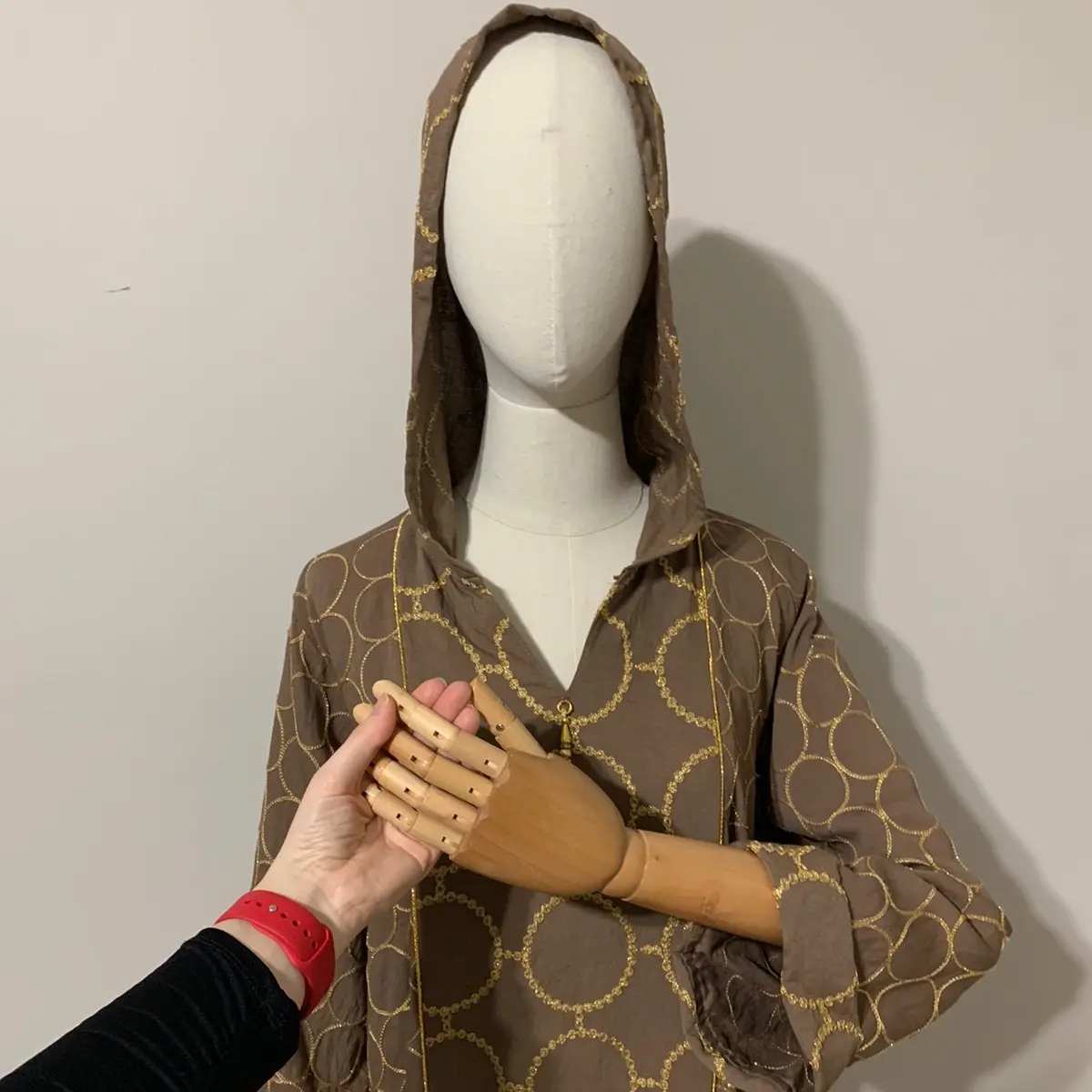 Tan and Gold Circular Embroidered Moroccan Dress / Arab Traditional Abaya