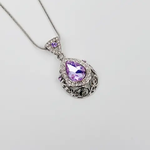 OIDEA 100% Brand New Women's Vintage Look Crystal Pendant Necklace - Adults' Alloy Chain, 1 Handmade Good Luck Charm, 40cm+5cm Adjustable Length, Modern Shine, Easy to Wear, Ideal for Birthday Gifts