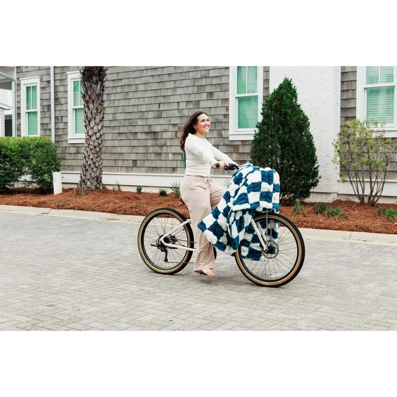 Hugs Check Brewer Blue Blanket