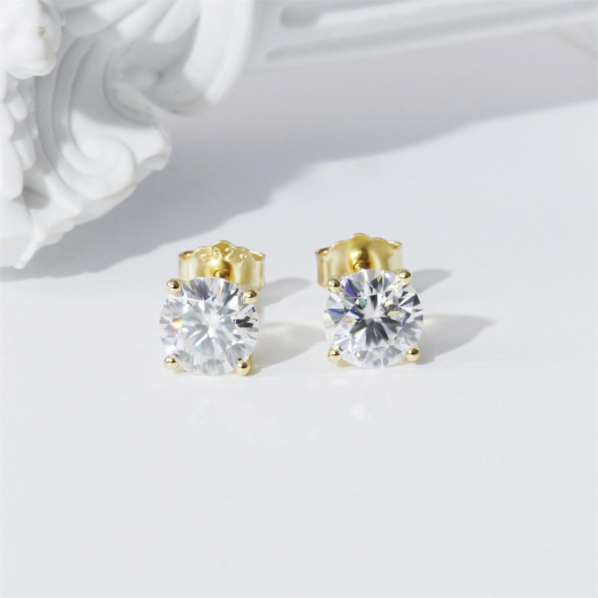Delzzad 14k Gold-Plated Solitaire Four Prong Earrings Screw Back/Butterfly Back Lab-Created Moissanite Stud Earring S925 Sterling Silver Moissanite Jewelry Perfect Birthday Mother’s Day Christmas Gift for Men Women Wedding Set