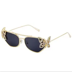 Luxury Butterfly Rhinestone Sunglasses Designer Gold Frame UV400 Fashion Shades for Women Stylish Eyewear