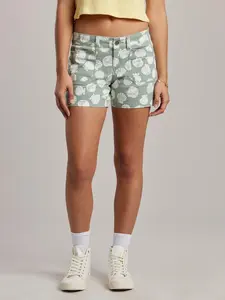 Darcy 5" Printed Stretch Short