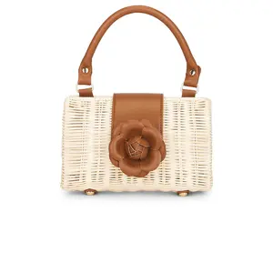 BTB Los Angeles Melody Clutch in Natural