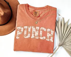 Punch The Monkey Meme T-shirt – Baby Monkey Plush Toy Sweatshirt – Retro Animal Graphic Hoodie
