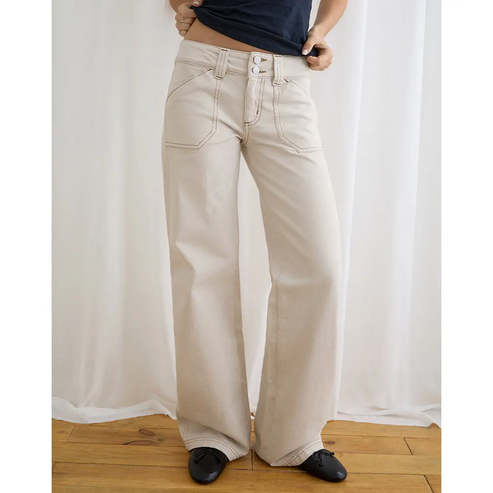 Low Rise Relaxed Cargo Jeans in Off White