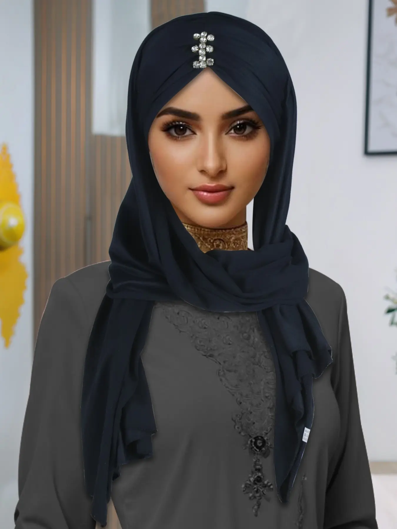Elegant Chic Women's Headscarf Hat For Muslim with Rhinestone Decor, Pure Color Breathable Long Scarf, Soft and Comfortable Fashion Accessory, Turban Hijab