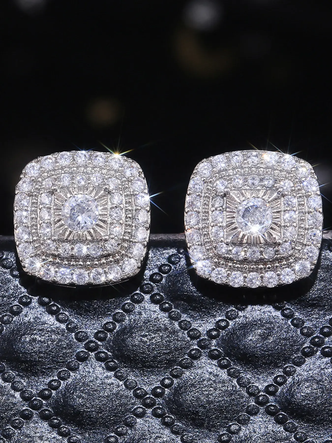 Fashion Hip Hop Synthetic Zirconia Geometric Square Stud Earrings, Unisex Trendy Jewelry for Women and Men, High Quality Sparkling Daily Wear Trendy Fashionable Accessories