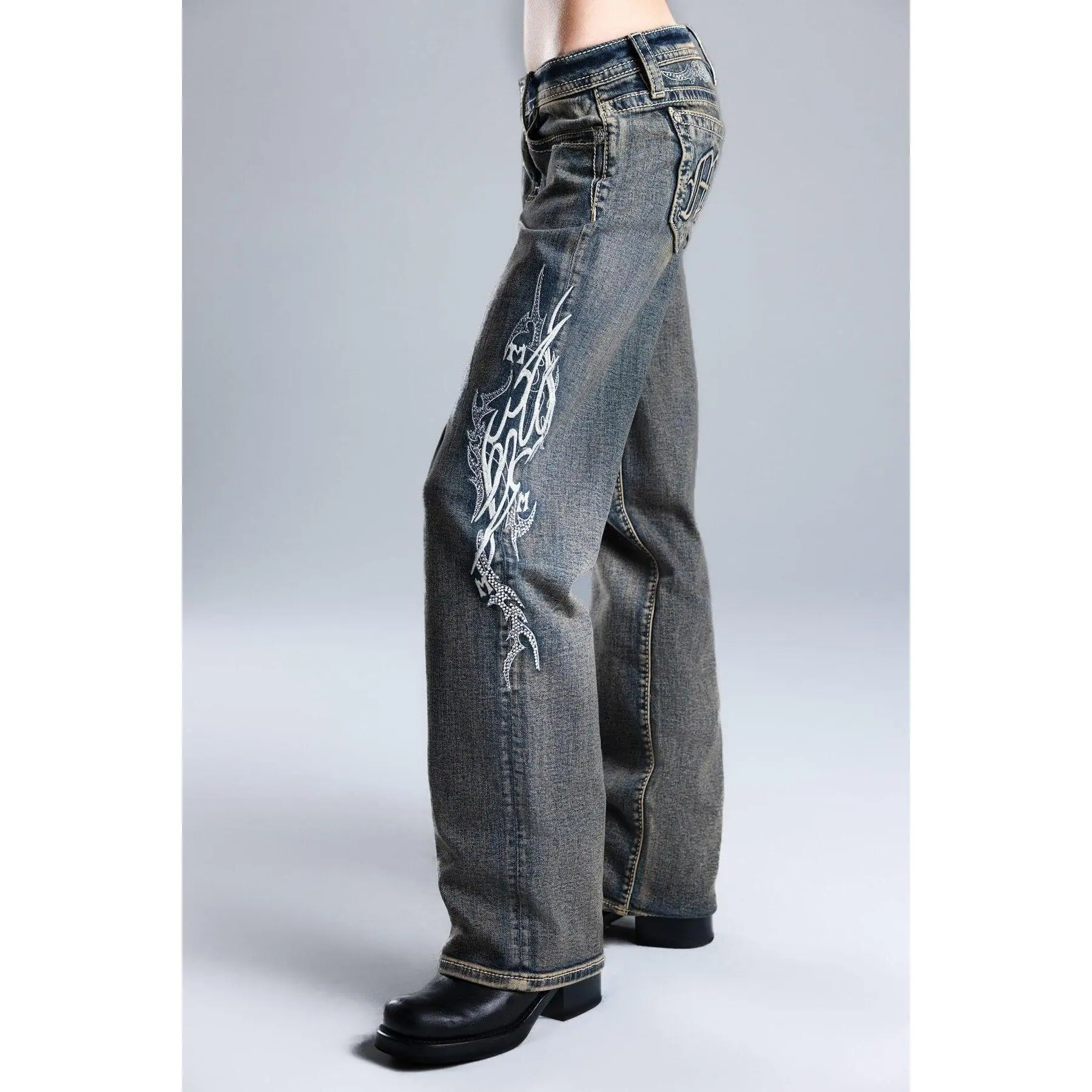 Aubrey Slim Wide