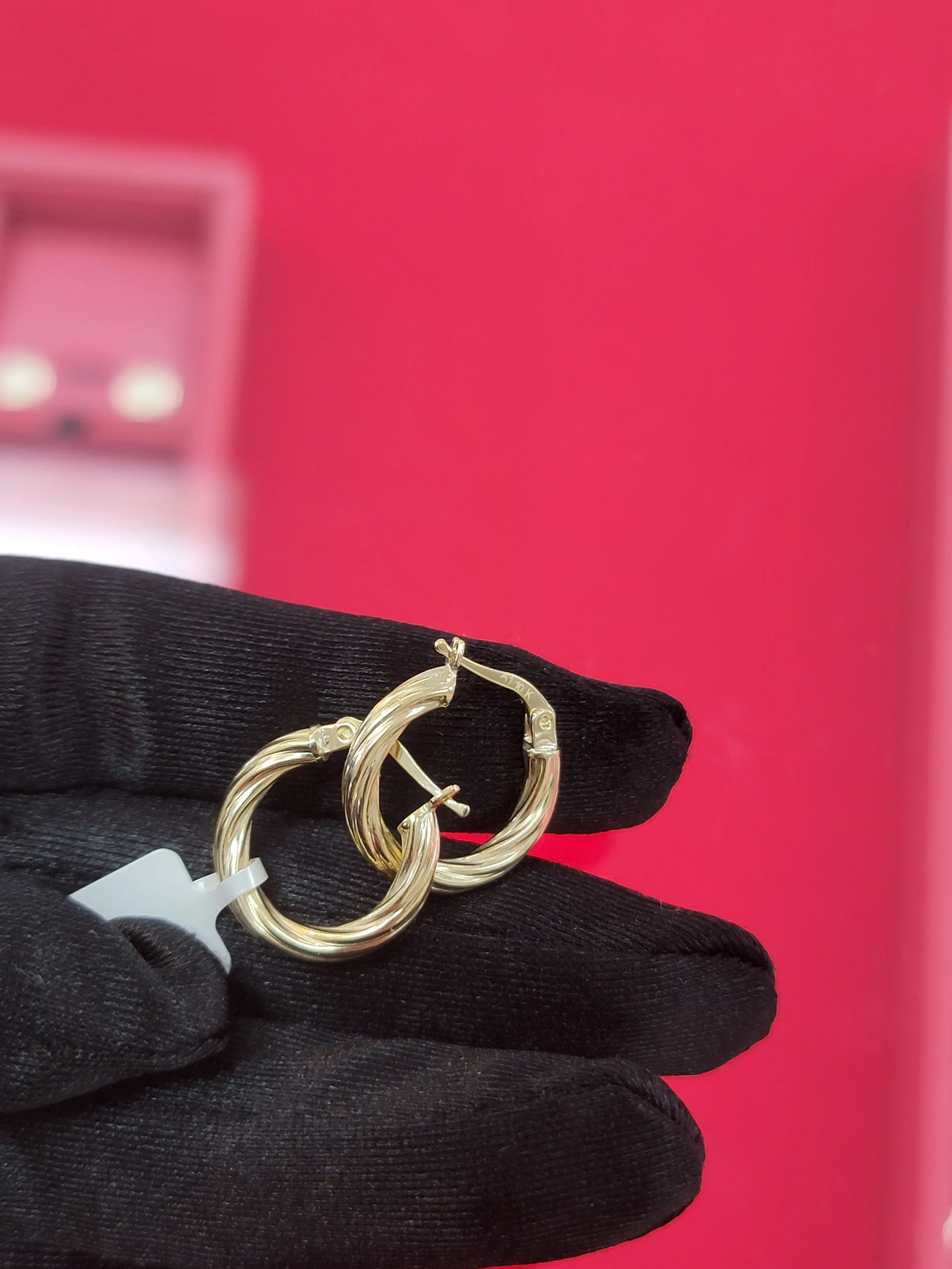 Argollas elegantes de mujer en oro real 10k