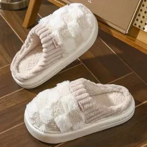 Cotton slippers for women, anti slip cashmere for warmth, monthly slippers for indoor home, cute and fluffy cotton mop Girl Footwear Flipflop